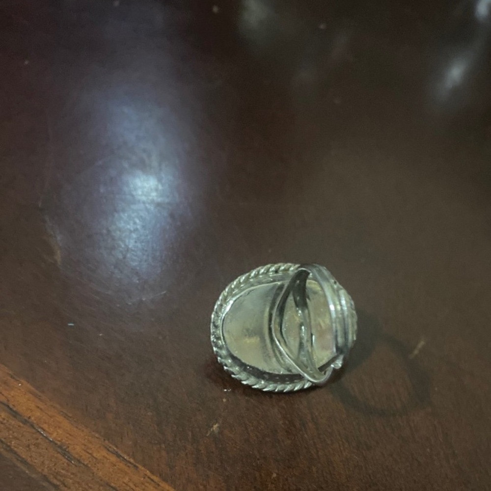 Acrylic ring - Picture 4 of 6